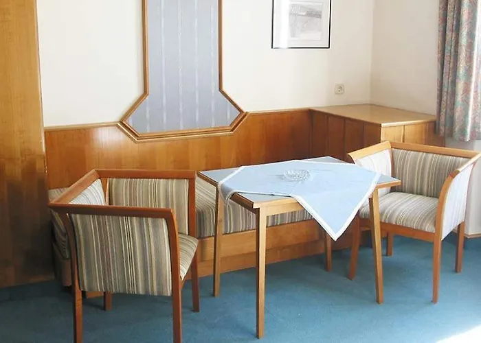 Hirsch Gmbh * Hypolz