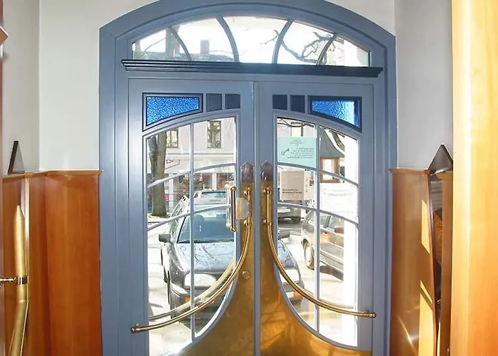 Hirsch Gmbh * Hypolz